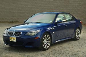 BMW M5 2009 года